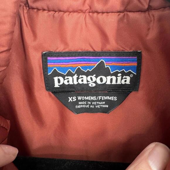 Patagonia jacket coat womens XS red nano puff hiking outdoor trail granola fall - Picture 5 of 9